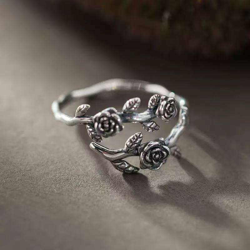 

Retro literary rose ring fresh and sweet ring for women Opening Adjustable