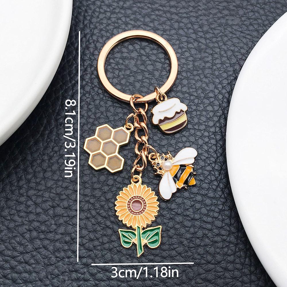 Sunflower Honeycomb Oil Drip Bee Keychain - Creative Personalized Pendant