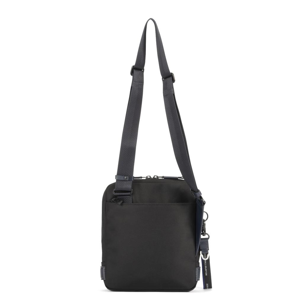 Zero Halliburton Shoulder Bag ZLM 4L 520g No.81511