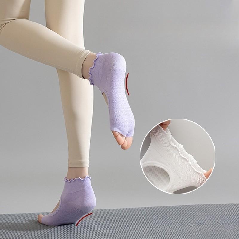 Ladies' Summer Breathable Backless Toe Exposed Cotton Yoga Socks with Anti Slip Silicone Polka Dot Breathable Dance Pilates Yoga Socks