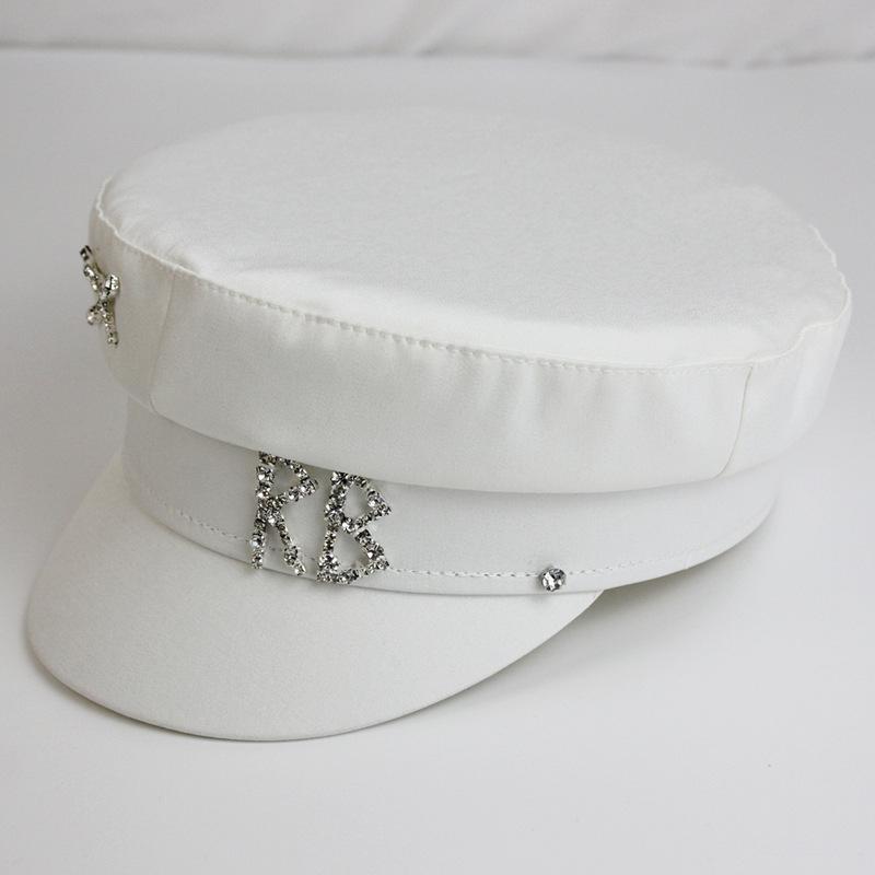 2025 Trendy Satin Letter RB Military Hats Designer Brand Spring Summer Newsboy Cap Crystal Flat Top Baker Boy Hat Visor