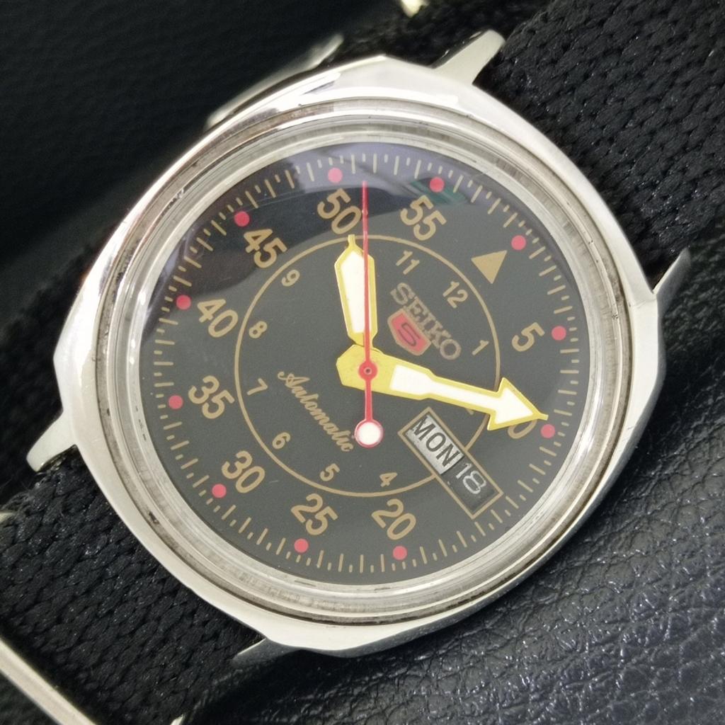 

Seiko 5 АВТОМАТИЧЕСКИЕ ВИНТАЖНЫЕ 6119C ЯПОНИЯ МУЖСКИЕ ЧАСЫ С ЧЕРНЫМ ЦИФЕРБЛАТОМ a702510-1 R126-a702510