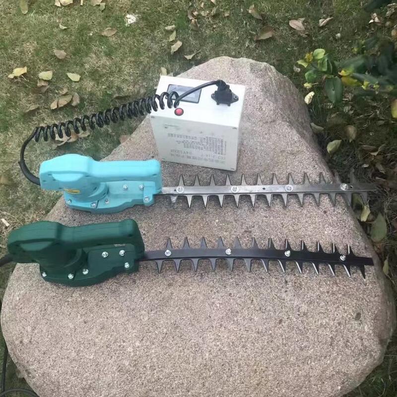 

Lightweight Electric Hedge Trimmer