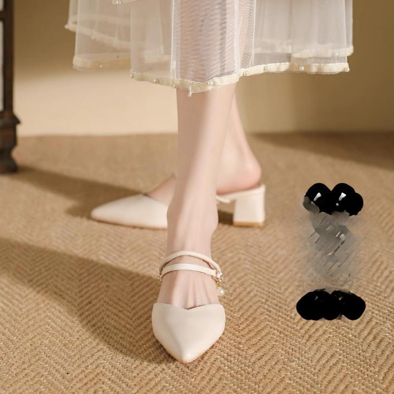 Sandalen Damen 2025 Sommer neue spitze Einzelne Schuhe dicker mittlerer Absatz halbe Spange hoher Absatz französische Tasche Kopf Hausschuhe