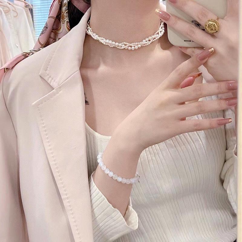 Natural freshwater pearl neck chain, three-layer choker necklace, female collarbone chain 11k gold injection, retro high-end light luxury