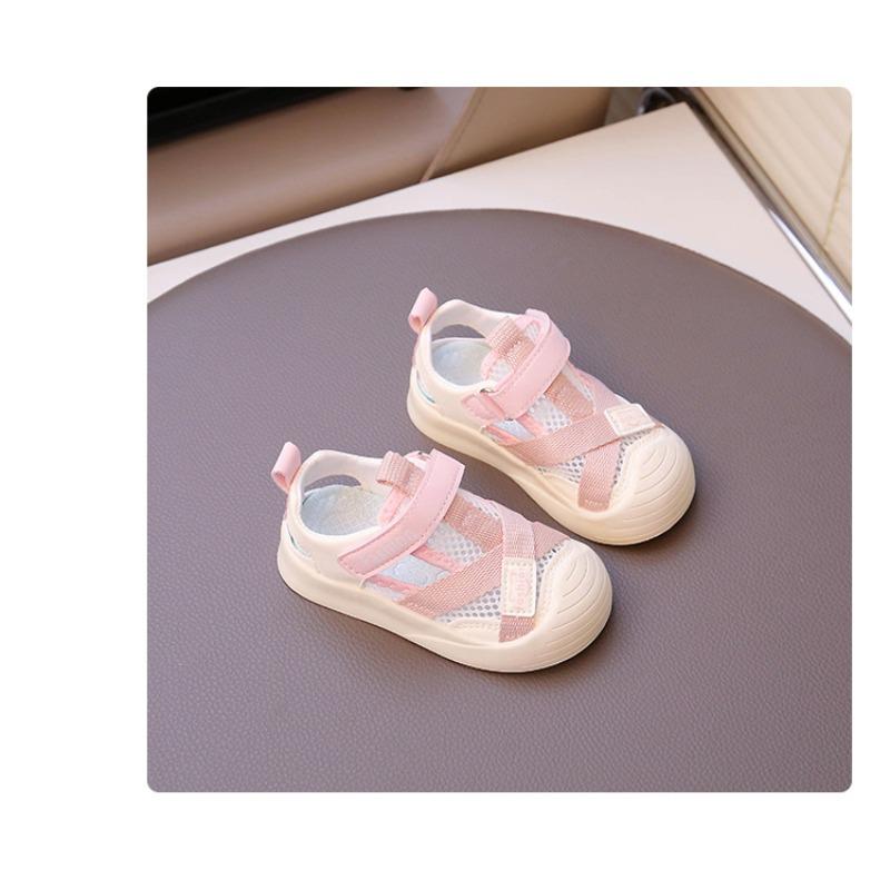 Sandalias para niños nuevo verano niños baotou casual hueco zapatos de playa niños medianos deportivos zapatos de bebé moda