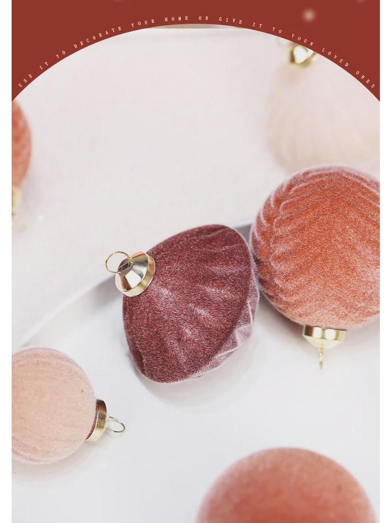 35-teiliges Exquisites Beflocktes Weihnachtskugel-Set mit Geschenkbox