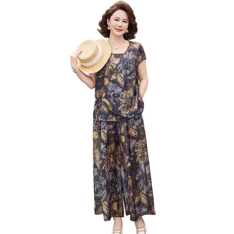 Elegant Plus Size Summer Short Sleeve Two-Piece Set for Middle-Aged Women 2026