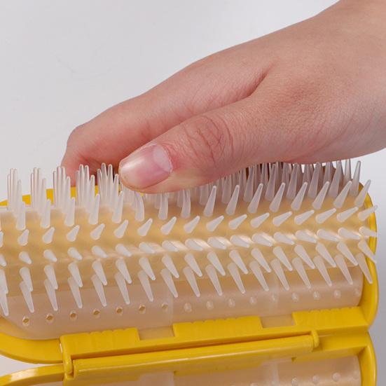 Instalace pasty Cat Self Groomer Odstraňování Čištění srsti Jemná masáž špičaté hlavy kartáče