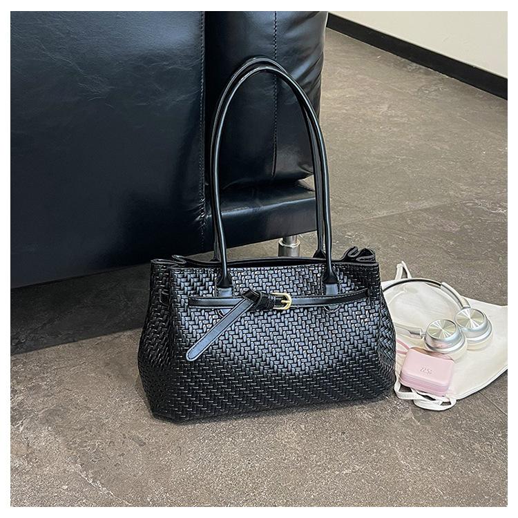 Korean Style High-End Woven Tote Bag: Trendy, Versatile, Large Capacity Shoulder Bag for Women 2026