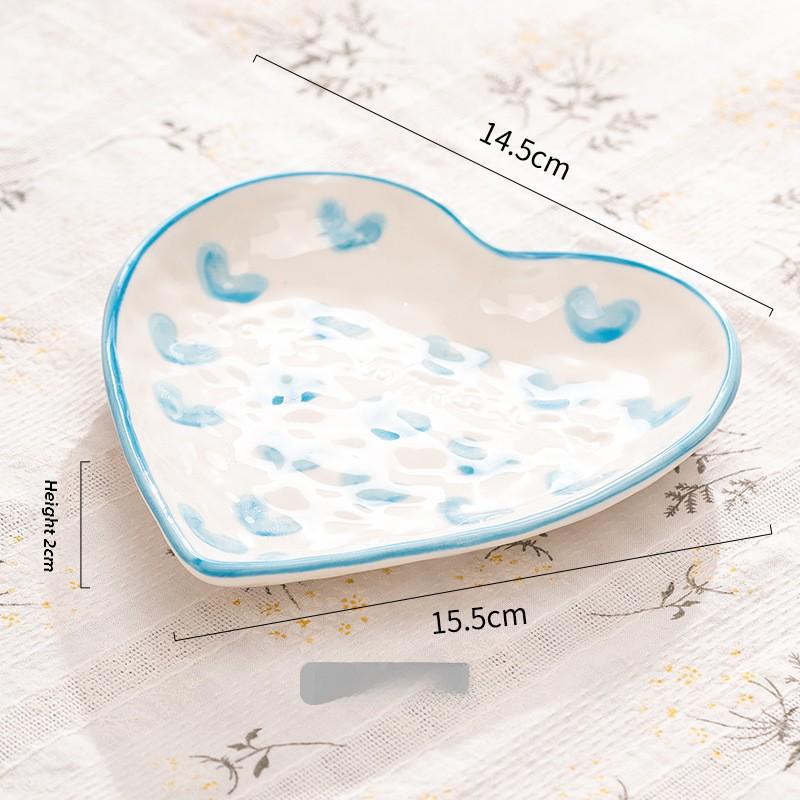 Roztomilý dívčí keramický šálek na kávu s podšálkem - Ručně malovaný růžový design s motivem lásky