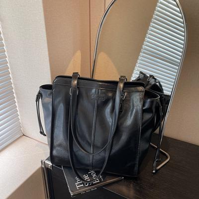 Torby damskie – Pojemne torby