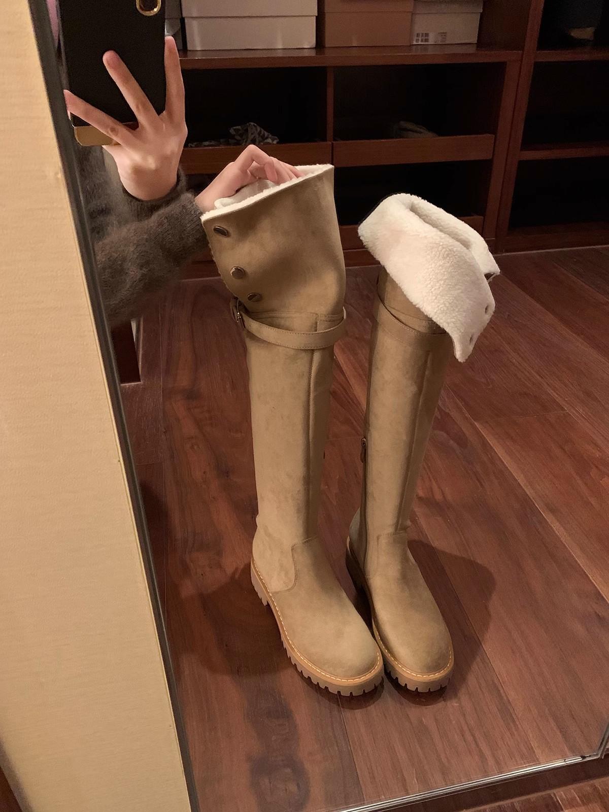 

Найди второй волосок! Виноградная мать те же туфли зимние спасательные ботинки круглый носок пряжка с ремнем толстый каблук ботфорты женские 40