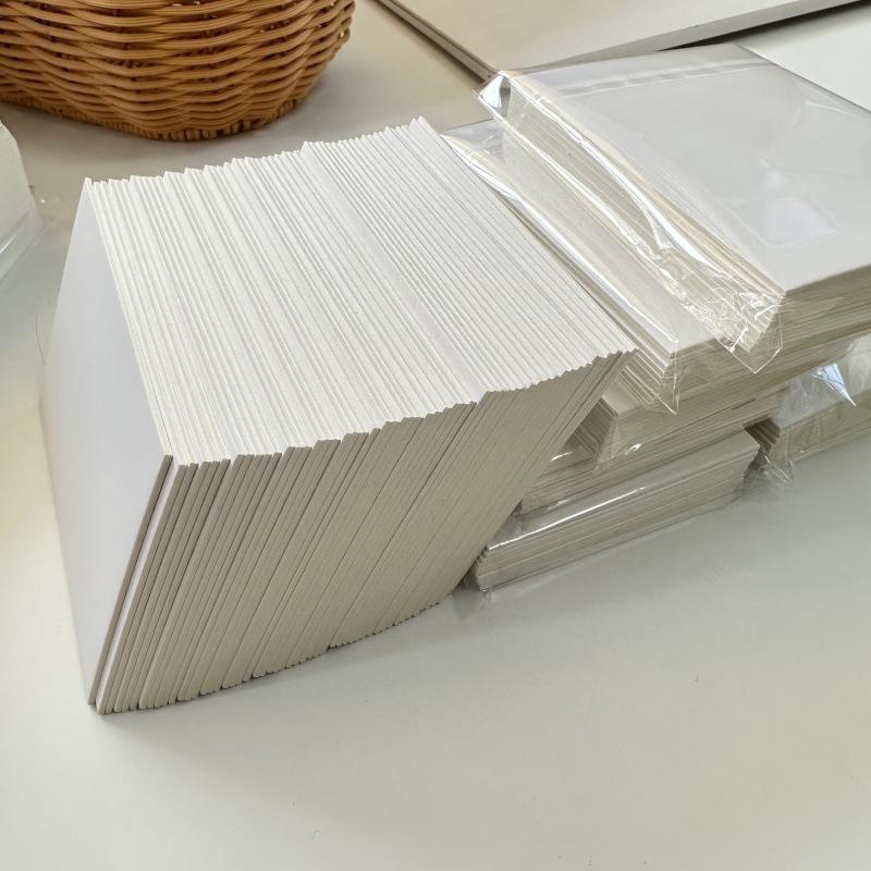 Opakowanie na gadżety z wizerunkiem idola: Biała Dwustronna Karta Podkładowa Kartonowa DIY