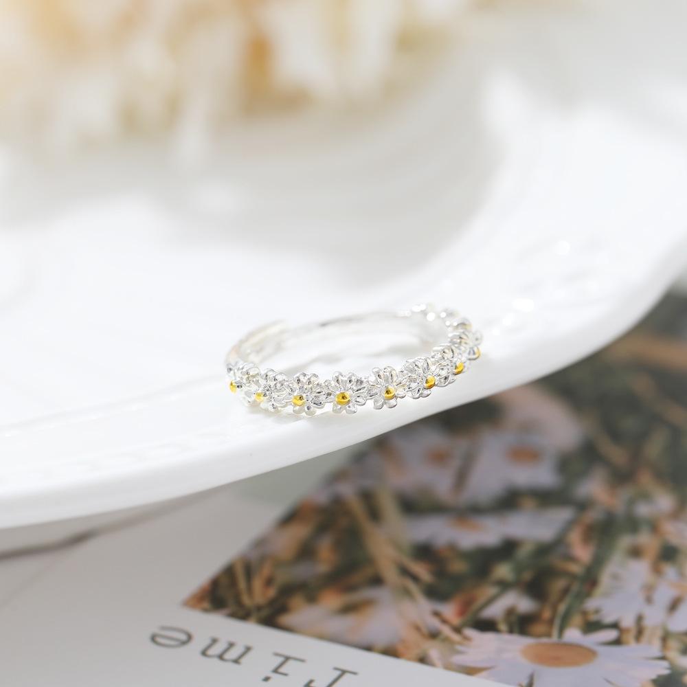 New Fashion Sweet Daisy Two-Tone Open Flower Ring for Women