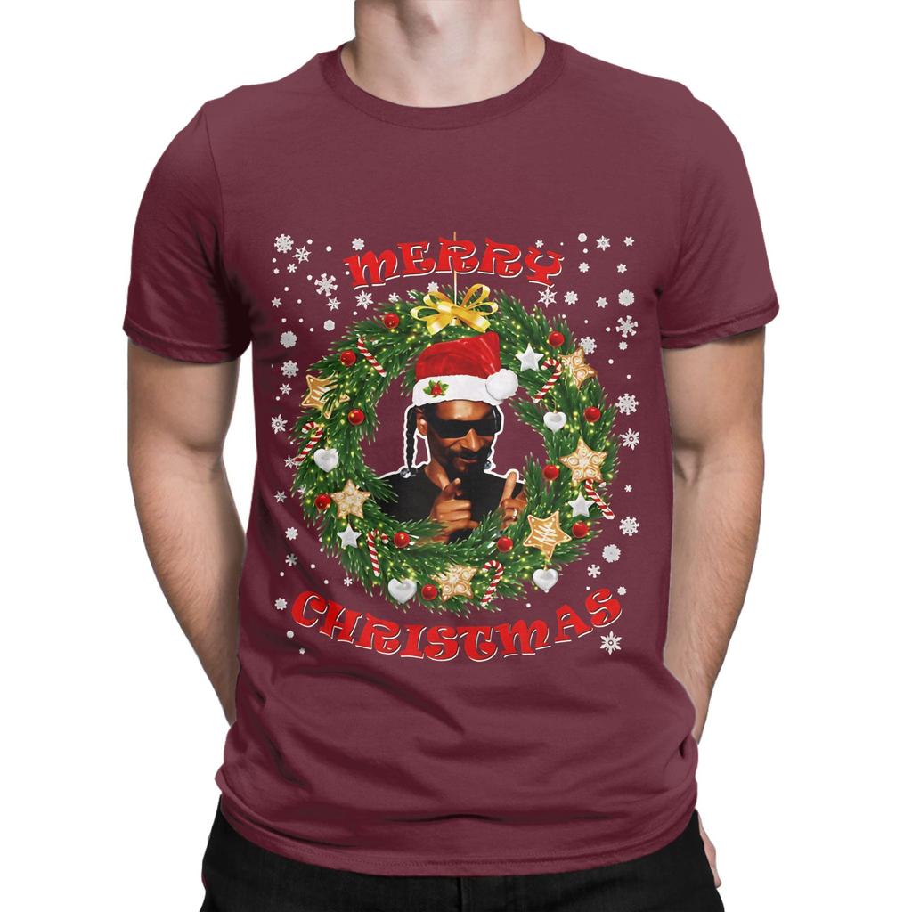Merry Xmas Snoop Santa Hat And Dogg Christmas Wreath Novelty Graphic 100 Cotton TShirt Snoop Dogg Tees Tops For Unisex