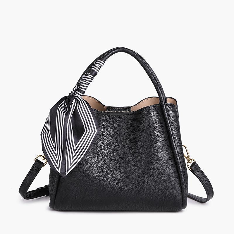 Spring Fashion Hand Bill Shoulder Women's Bag Large Capacity Commuter Crossbody Bag Practical Small Tote Bag Bucket Bag