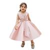 Vestito in Raso da Principessa con Fiocco per il Primo Compleanno di una Neonata