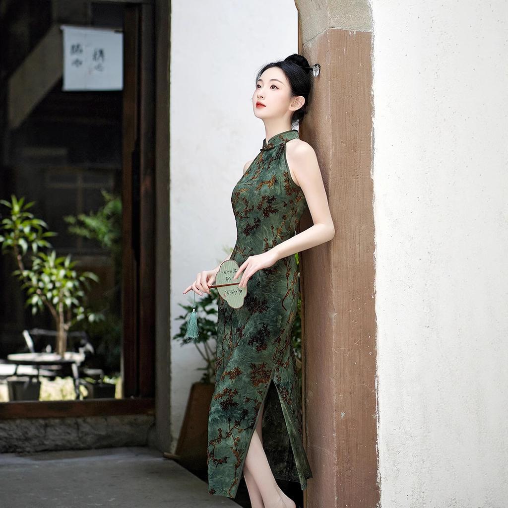 1011 Summer and Autumn New Chinese Neck Cheongsam Skinny Medium and Long Dress Wedding Banquet Slim Women's Clothing Performance Generation