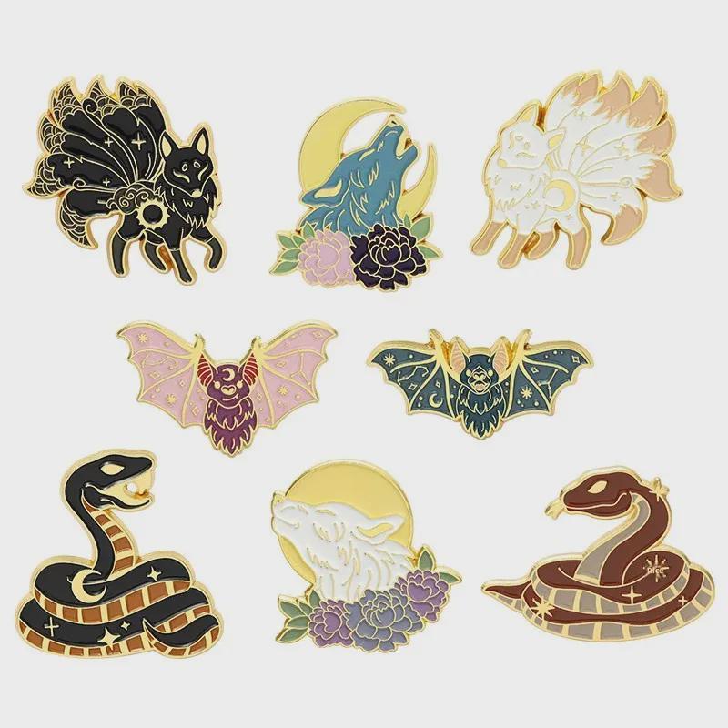 Hot-Selling Animal Brooch: Nine-Tailed Fox, Snake, Bat Design