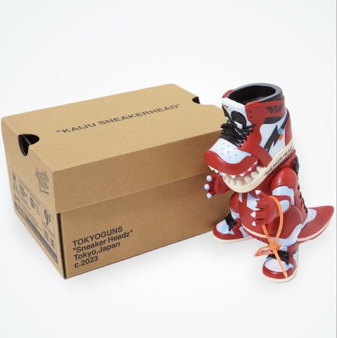 

[USED] Limited-time sale SNKRDUNK×TOKYOGUNS Gaijyu Sneaker Head