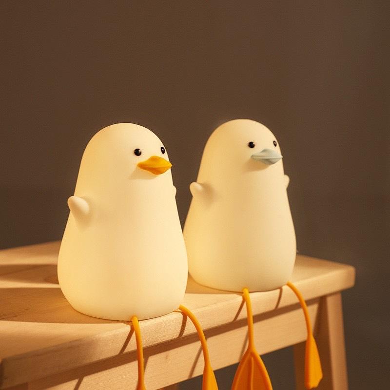 Cute Duck Night Light Gift for Teenage Girls Kawaii Room Decoration Night Light Cute Christmas Seagull Silicone Night Light