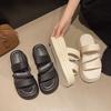 Pantoufles pour femmes vêtements d'extérieur 2025 été nouvelles sandales mode plateforme compensée chaussures de plage étudiantes pantoufles cool