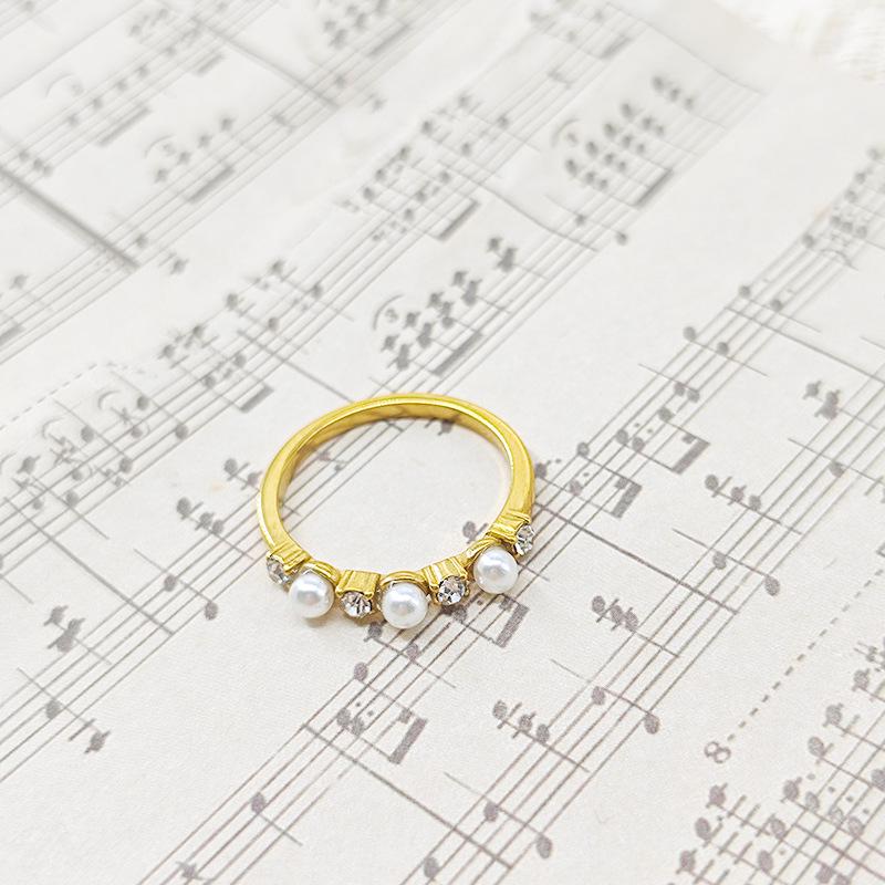 Luxus Zirkon Perlen Edelstahl Ring - High-End Titan Modeschmuck für Damen