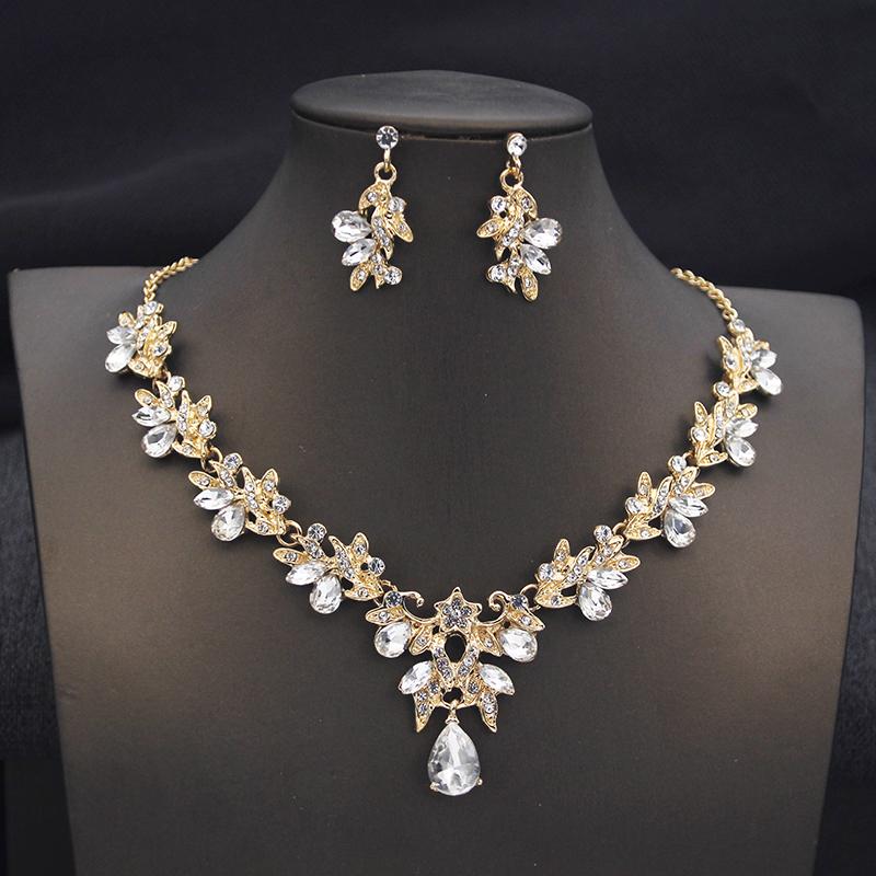 

Elegant Fashion Necklace Sets and Earrings Princess Collar Two Piece Set Bride Jewelry for Women Wedding Accessories