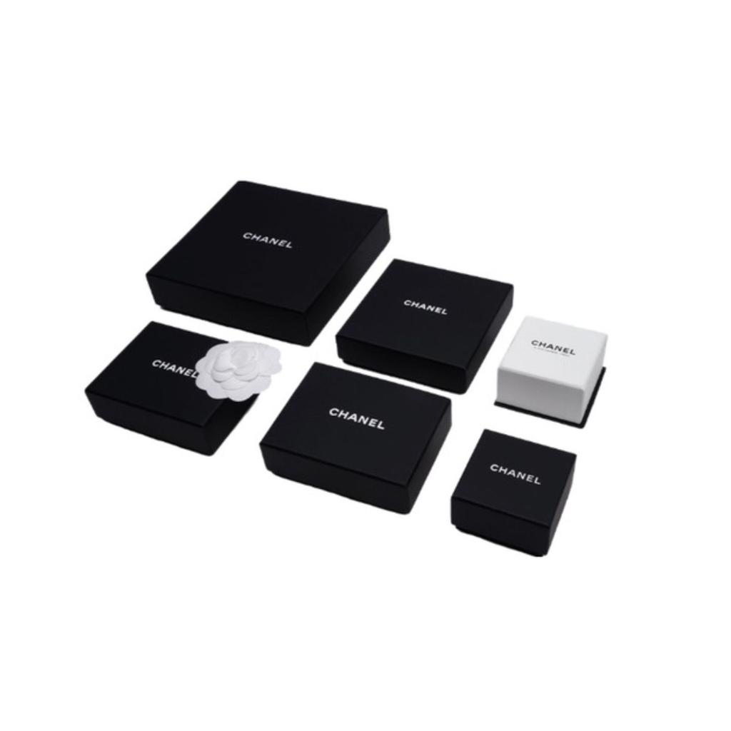 Chanel Classic Logo Inlaid Design Pearl Metal Diamond Resin Earrings Women earrings Gold A64766Y09530