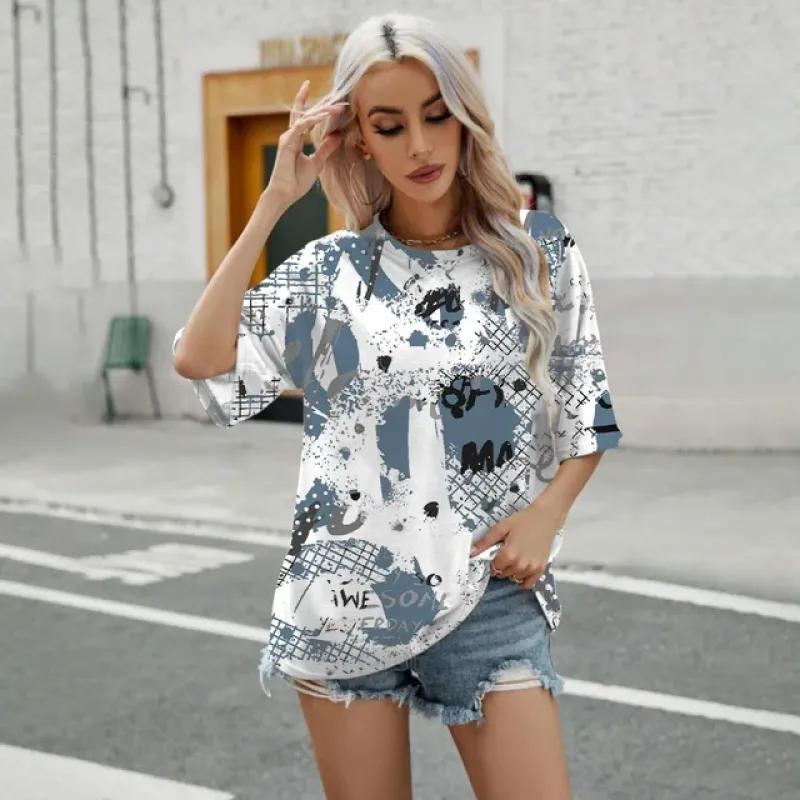 Elegant dame-t-skjorte Mote Blomstermønstertrykk T-skjorte Retro Populær Dame Kortarmet T-skjorte Sommer Fritids-t-skjorte