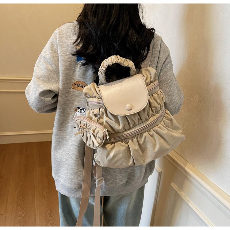College style backpack women's 2025 new trendy fashion pleated cloud nylon casual portable backpack