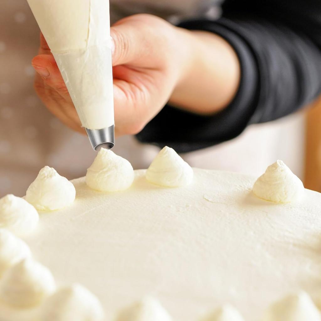 7 PCS Cake Decorating Tips, Round Hole Cake Piping Tips Set, Stainless Steel Vintage Piping Nozzles, Cake Frosting Tools Russian Pastry Icing