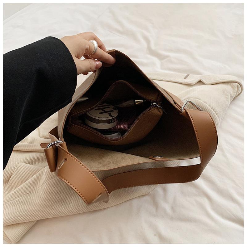 Tooxika French Retro Large Capacity Bucket Bag New Versatile Handbag Messenger Bag