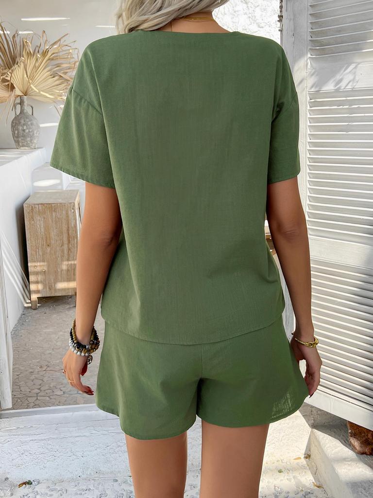 Vår & Sommar Enfärgad Topp med Knytning och Shorts Set - Avslappnad Semesterstil för Kvinnor