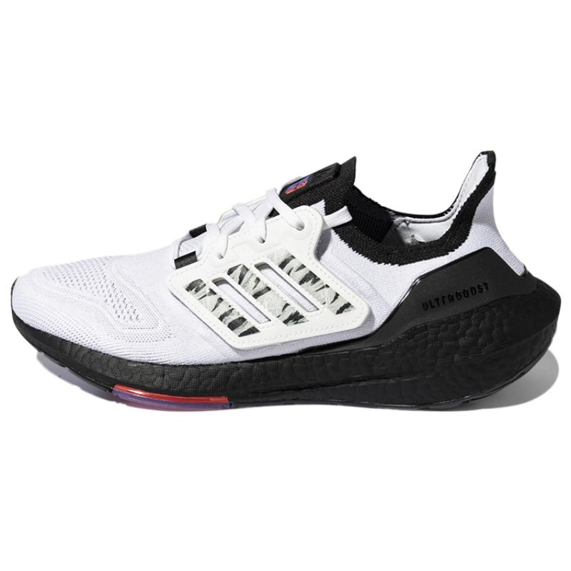 

Adidas Ultraboost 22 Cozy Wear Resistant White Black China Sneakers GW1915 40⅔