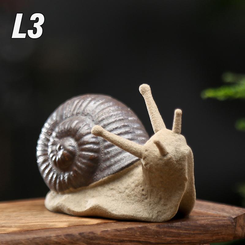 Ceramic Small Snail Ornaments Bonsai Micro Landscape Tea Pets Snail Figurine Creative Garden Living Room Desk Decoration Crafts