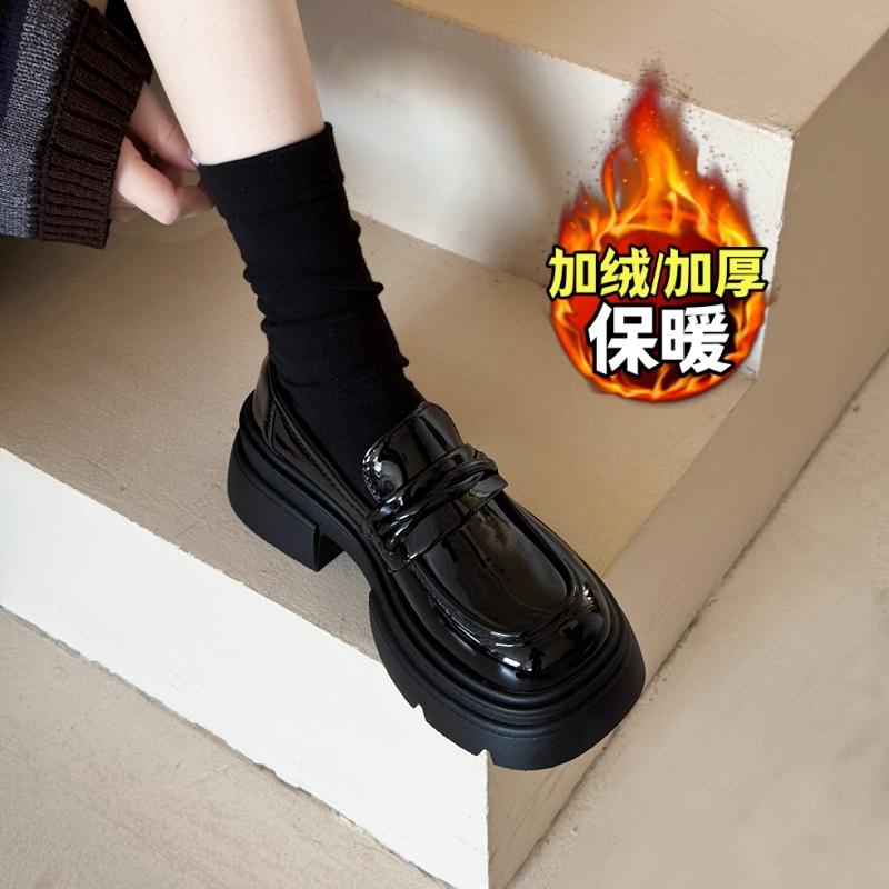 Black velvet autumn and winter British style thick-soled small leather shoes, warm cotton shoes size