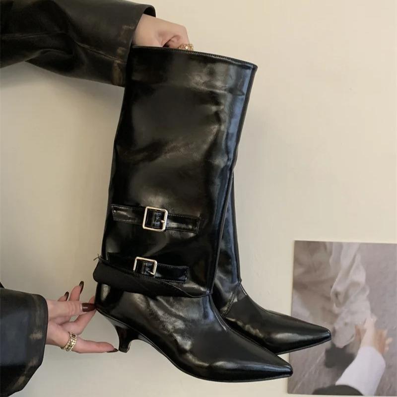 Mode Mode Damstövlar Temperament Spetsig Tå Läderstövlar Eleganta Ben Byxor Skaft Ankelstövletter Bältesspänne Knähöga Stövlar för Kvinnor