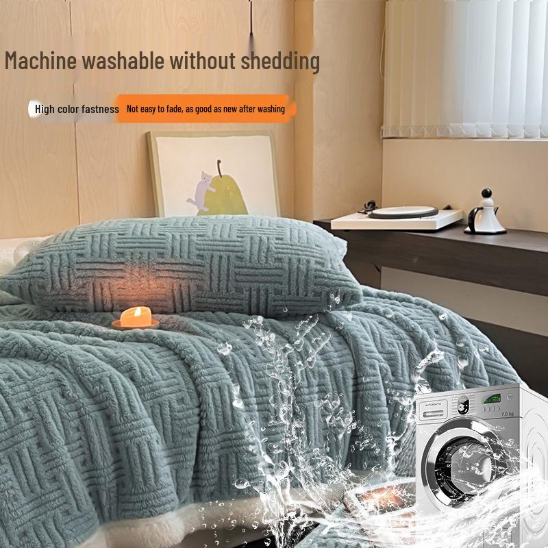 2025 Winter Thickened Double-Sided Lambswool Blanket for Dormitories and Offices