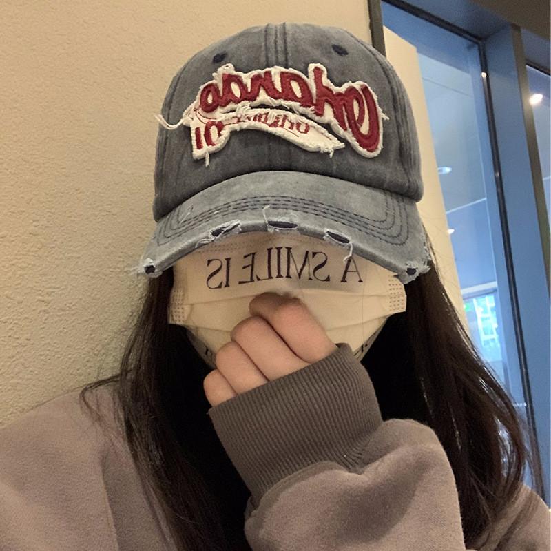 Stylish Vintage Washed Baseball Cap For Unisex With Embroidered Design For Casual Wear