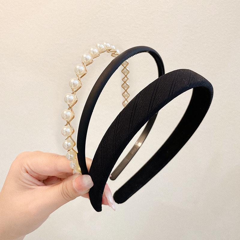 Sponge Headband & Pearl Hair Clip Set for Women – Versatile Summer Hair Accessory for Face Washing & Styling