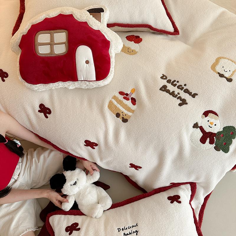 Cartoon Embroidered Warm Winter Bedding Set Imitation Cashmere Warmth Duvet Cover Set with Sheet Queen Quilt Cover Pillowcases