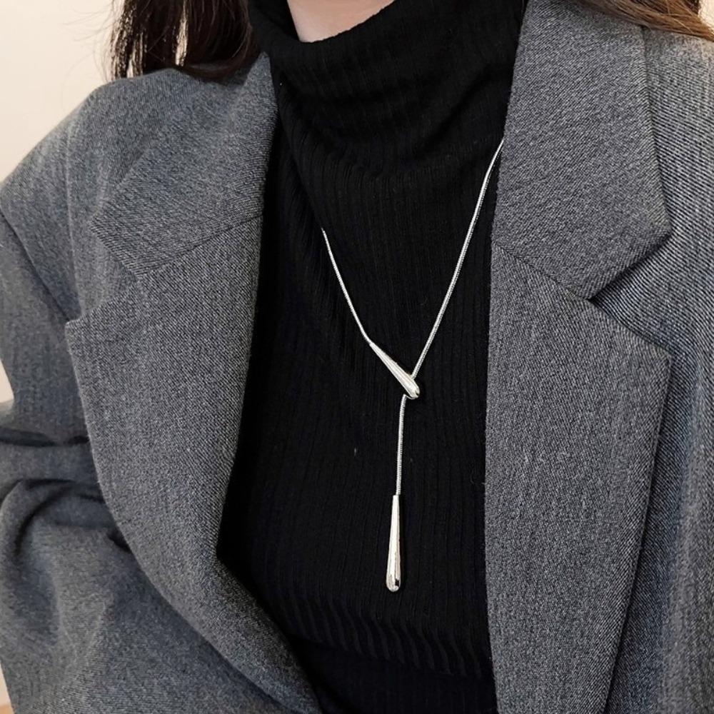 Minimalist  Sliver Color Stainless Steel Smooth Surface Teardrop-shaped Pull Necklace for Women Sweater Chain Jewelry