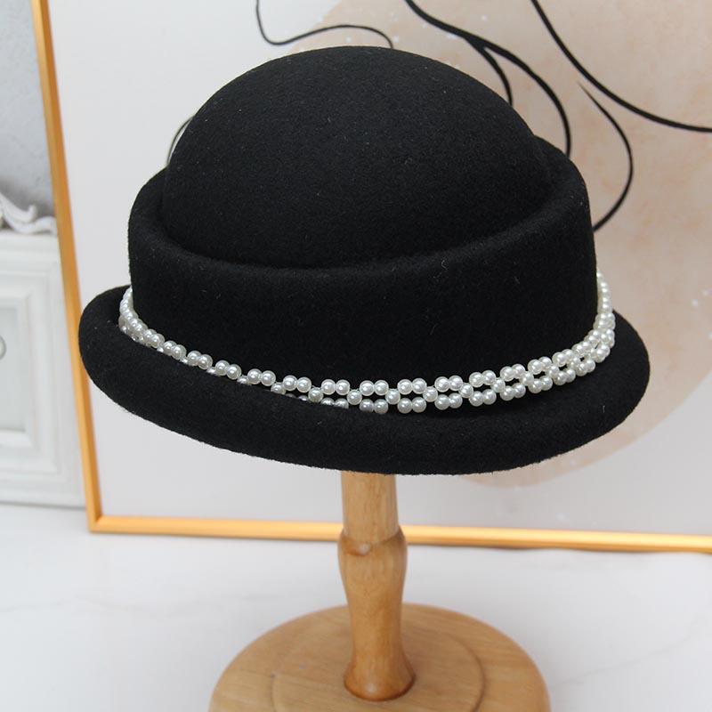 Hepburn style wool beret women's autumn and winter new retro versatile styling top hat showing the face small crimping basin hat