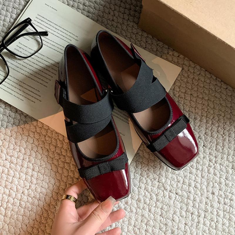 

New women s fashion single shoes low heel non-slip soft sole square head casual solid color sheepskin women s shoes four seasons flat sole single sh 34