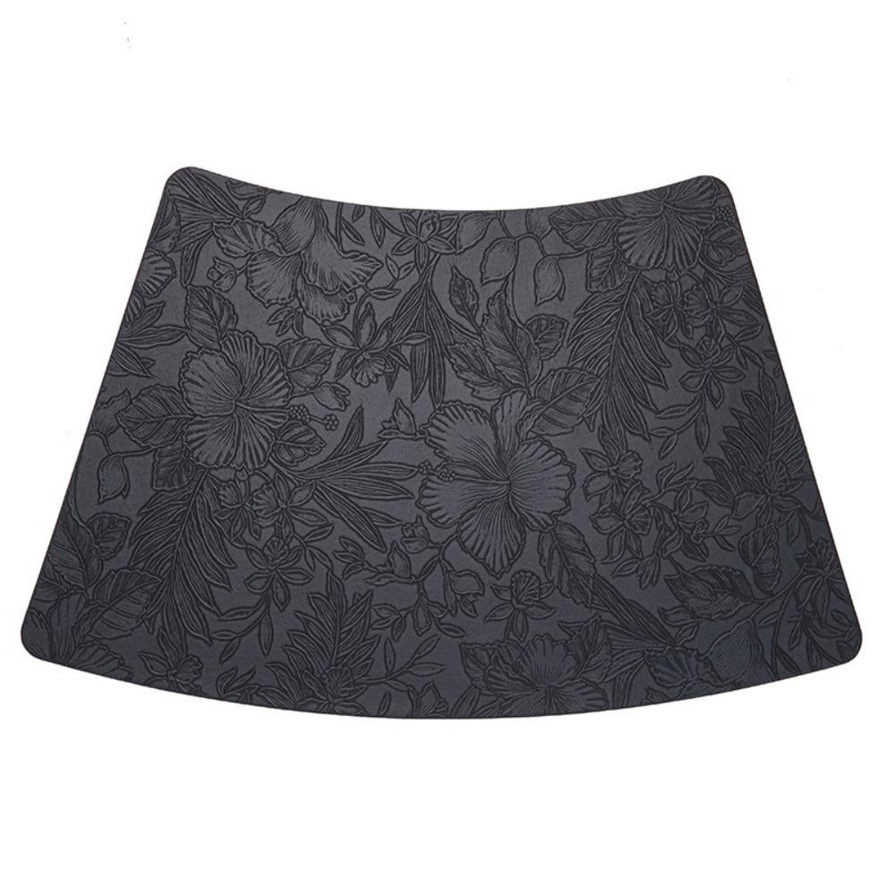 

Chinese Style Fan-Shaped Placemats Waterproof Oil-Proof Leather Placemats Heat Resistant Delicate Dining Table Mat Restaurant 48-30 CM чёрный