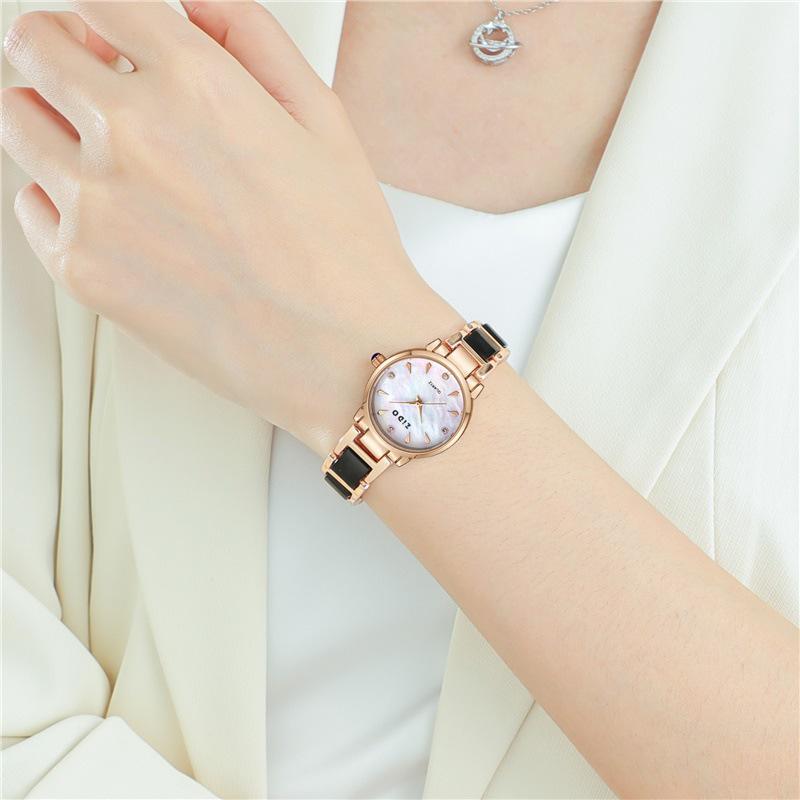 Elegant Quartz Lady's Watch with Diamond Accents