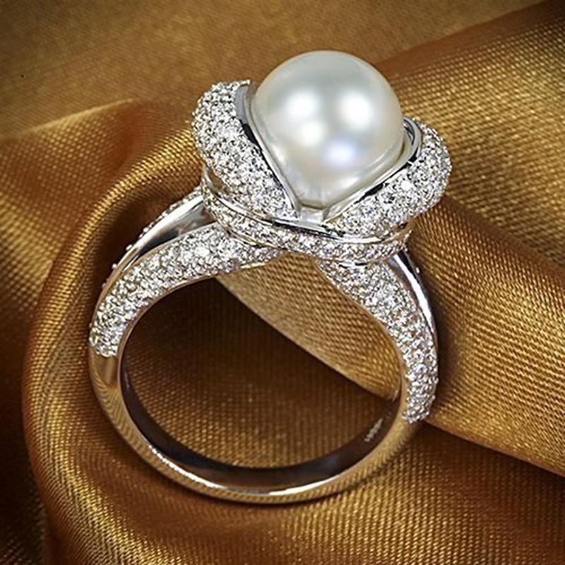 

Huitan Fashion Gorgeous Simulated Pearl Ring for Women Luxury Engagement Zircon with Brilliant Cubic Zirconia Graceful Gift 7