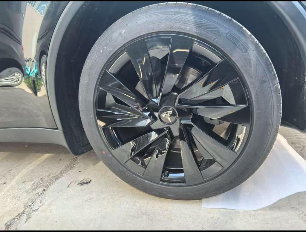 19-Inch Wheel Rim Protection Covers for 2025 Tesla Model Y Refresh Edition